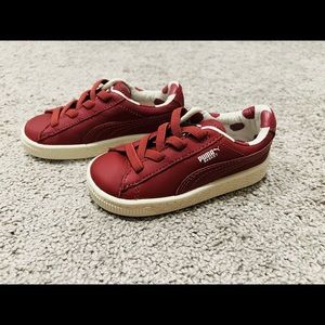 NWOT Puma Toddler Sneaker size 7